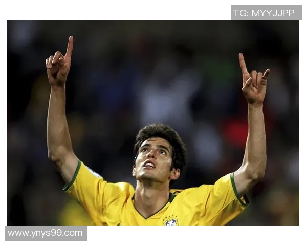 可爱足球球星瞬间集锦 萌态十足的运动员精彩瞬间回顾