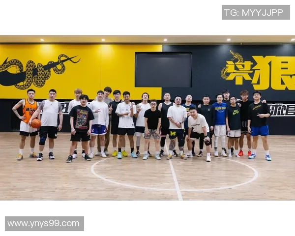 NBA球星热议足球世界:从篮球场到绿茵场的跨界视角与独特见解 NBA球星热议足球世界:从篮球场到绿茵场的跨界视角与独特见解