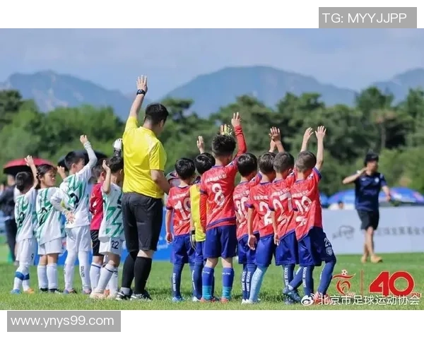 未来之星齐聚一堂足球新生代球员合影见证崭新时代的到来 未来之星齐聚一堂足球新生代球员合影见证崭新时代的到来